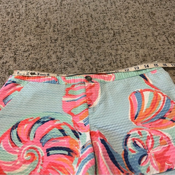 Lilly Pulitzer Addie Minty Fresh Resort SeaShell Print Shorts Size 2 - Picture 5 of 7